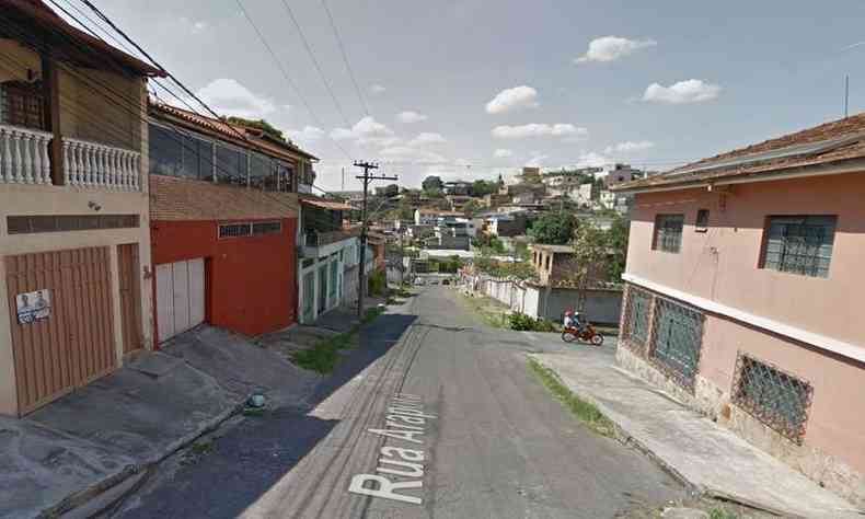 Crime ocorreu na Rua Arapora, no Bairro Dom Bosco, Regio Noroeste de BH (foto: Google Street View/Reproduo)