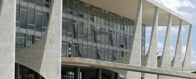 O Palácio do Planalto receberá o corpo do mestre nesta quinta-feira(foto: REUTERS/Jamil Bittar ) O Palácio do Planalto receberá o corpo do mestre nesta quinta-feira(foto: REUTERS/Jamil Bittar )