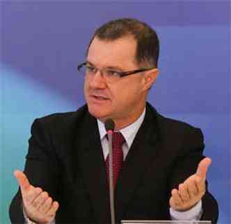 Ex-ministro e servidor de carreira do INSS Carlos Gabas e (foto: Lula Marques/ Agncia PT)