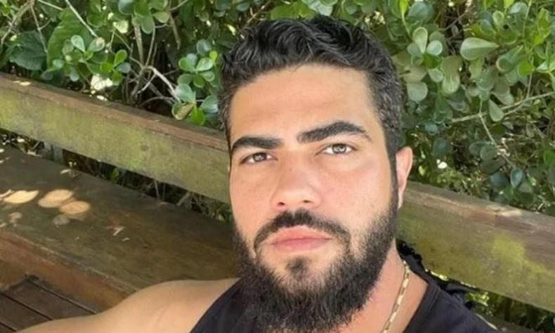 A assessoria do cantor ressaltou que Henrique possui porte legal e a arma está devidamente registrada (foto: Reprodução/Instagram) A assessoria do cantor ressaltou que Henrique possui porte legal e a arma está devidamente registrada