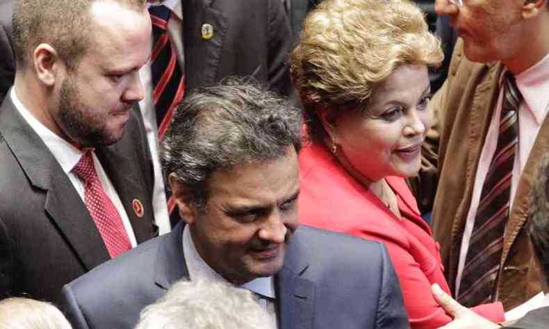 Depois de um grande enfrentamento em 2014, Acio e Dilma concorrem a cargos diferentes(foto: Jorge William / Agncia O Globo)