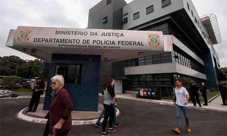 Sede da Polcia Federal em Curitiba, bero da Operao Lava-Jato, considerada um marco no combate  corrupo, que completou quatro anos(foto: Mauro Pimentel/AFP 6/4/18)