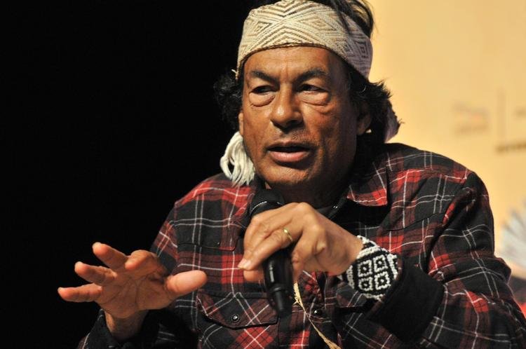 Ailton Krenak em palestra 