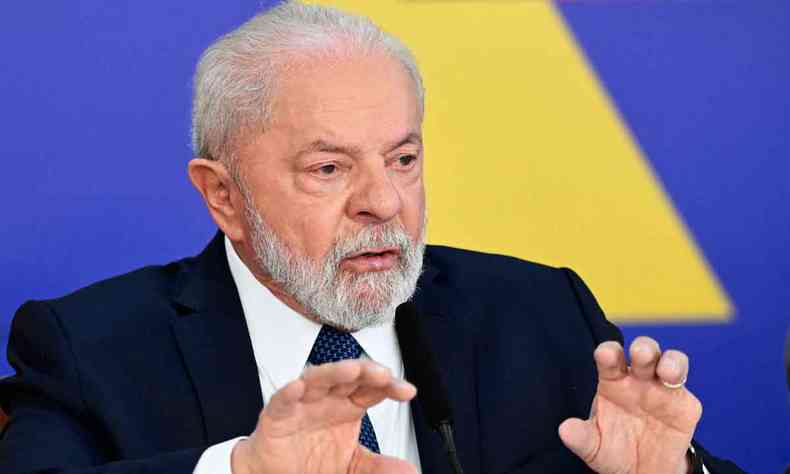 Entre os desenhos possveis, Lula avalia criar um novo ministrio para abrigar representantes do Centro