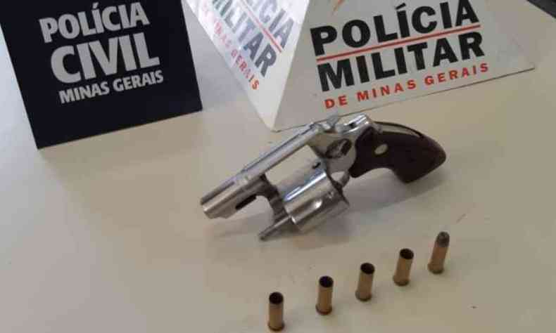 Arma usada pelo suspeito para o assassinato(foto: PCMG/Divulgao)