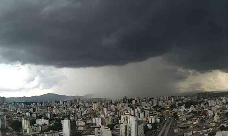 Previso  de chuva de at 30 milmetros na tarde deste sbado(foto: Divulgao/Defesa Civil de Belo Horizonte)