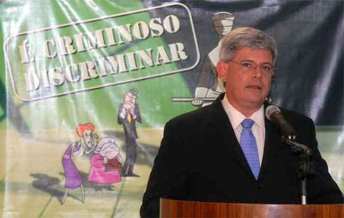 H 30 anos no Ministrio Pblico, o belo-horizontino Rodrigo Janot  conhecido pela discrio e por ter bom trnsito entre diferentes partidos(foto: Valter Campanato/ABR)