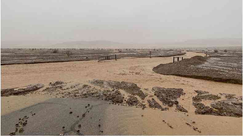 inundao do deserto Vale da Morte