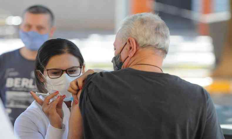 Nmero de mortes na faixa etria acima dos 60 anos tem cado em BH(foto: Leandro Couri/EM/D.A Press)