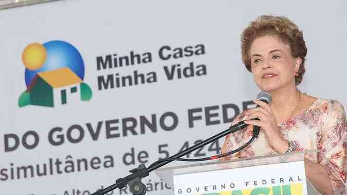Presidente Dilma Rousseff durante cerimnia de entrega de unidades habitacionais em Feira de Santana, Bahia(foto: Roberto Stuckert Filho/PR)