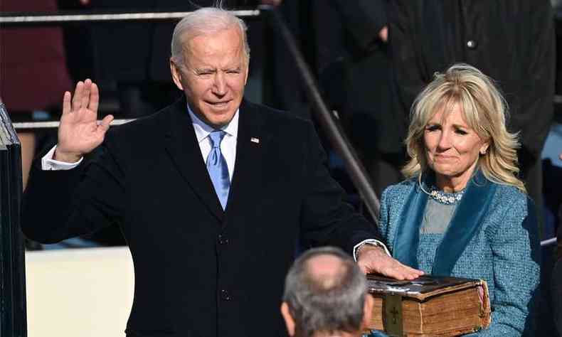 Biden faz juramento e toma posse como presidente dos Estados Unidos(foto: AFP)