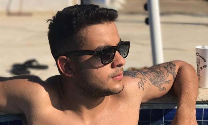 De acordo com testemunhas, após questionar o valor de R$ 15 em sua comanda, o estudante foi arrastado para a área externa do bar e espancado(foto: Facebook/Reprodução ) De acordo com testemunhas, após questionar o valor de R$ 15 em sua comanda, o estudante foi arrastado para a área externa do bar e espancado(foto: Facebook/Reprodução )