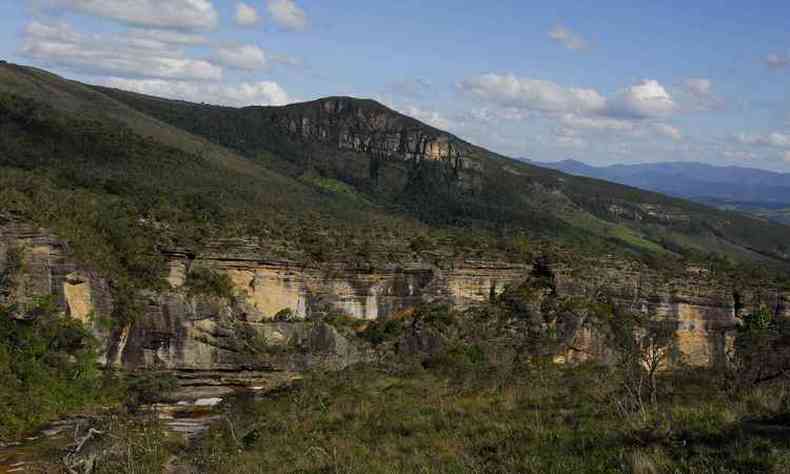Evandro Rodney/ Divulgao (foto: Paredo de Santo Antnio no Parque Estadual do Ibitipoca)