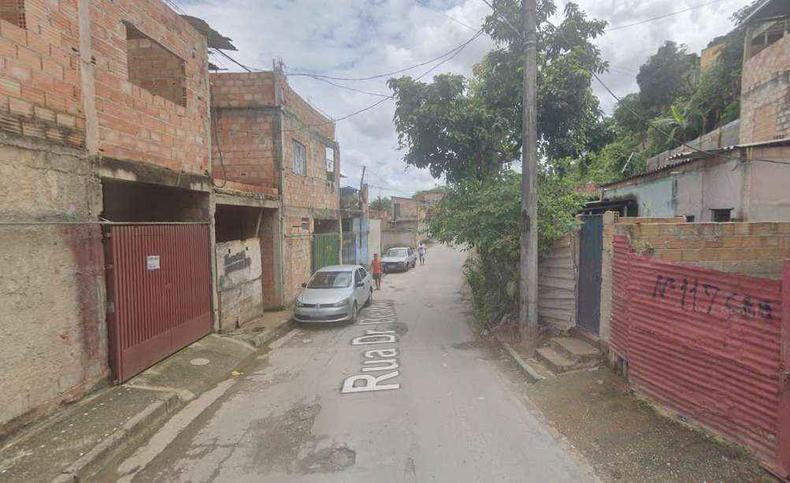 Imagem da rua em que ocorreu o desabamento