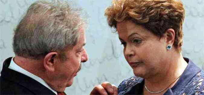A presidente Dilma Rousseff se rene neste sbado com o ex-presidente Lula e ministros para tratar de alianas (foto: REUTERS/Ueslei Marcelino )