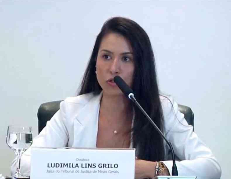 Juza Ludmila Lins Grilo usou a hashtag #AglomeraBrasil(foto: Reproduo/Instagram)