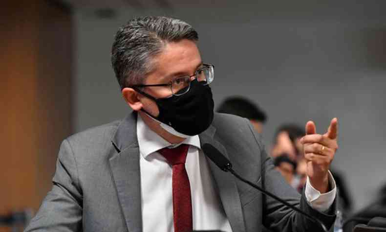 Alessandro Vieira  crtico das aes de Bolsonaro, especialmente durante a pandemia de COVID-19(foto: Leopoldo Silva/Senado)