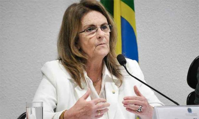 Documento que provaria envolvimento da presidente da Petrobras, Gra�a Foster, foi assinado por ela em 2007(foto: Geraldo Magela/Agencia Senado )