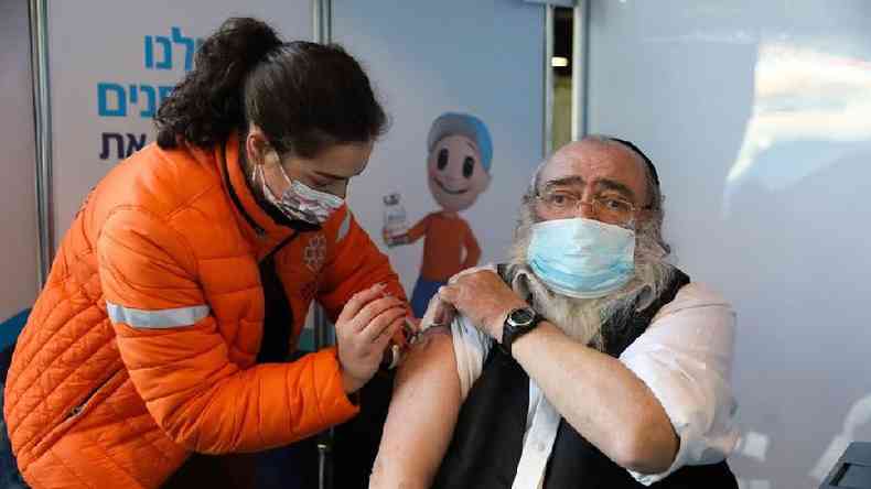 Israel quer ser o primeiro pas a sair da pandemia de covid(foto: EPA)