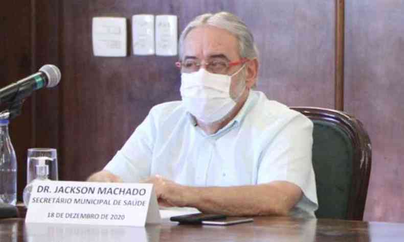 Secretrio de Sade, Jackson Machado, chamou ateno para a velocidade de transmisso do coronavrus no momento(foto: Edsio Ferreira/EM/D. A. Press)