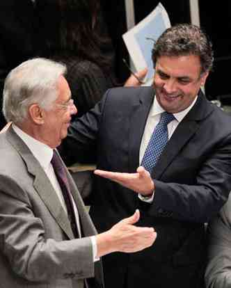 Homenageado no Senado, Fernando Henrique lembrou boicote do PT ao Real. Para Acio, petistas impuseram cenrio de descrena ao pas(foto: Joel Rodrigues/Frame/Folhapress)