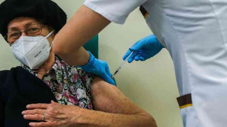A imunidade obtida com a vacina depende da resposta imunológica de cada paciente(foto: Getty Images)