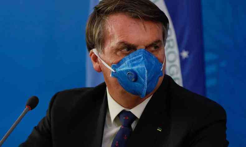 Bolsonaro voltou a criticar medidas restritivas tomadas em estados e municpios.(foto: Isac Nbrega/PR)