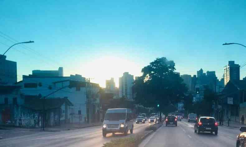 Tendncia em BH  de tempo seco, aberto, com poucas nuvens(foto: Edsio Costa/EM/D.A. Press)