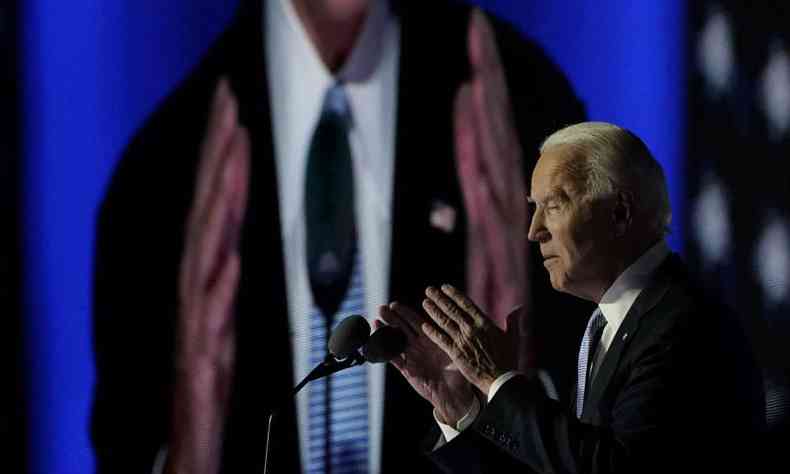 Joe Biden fez o discurso da vitória nesse domingo(foto: Drew Angerer/AFP)