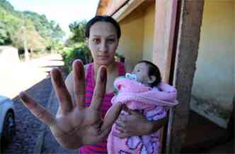 Vizinha da mina e  esperada remoo, Brbara Fransisca Queiroz se preocupa com a sade da filha(foto: Juarez Rodrigues/EM/D.A Press)