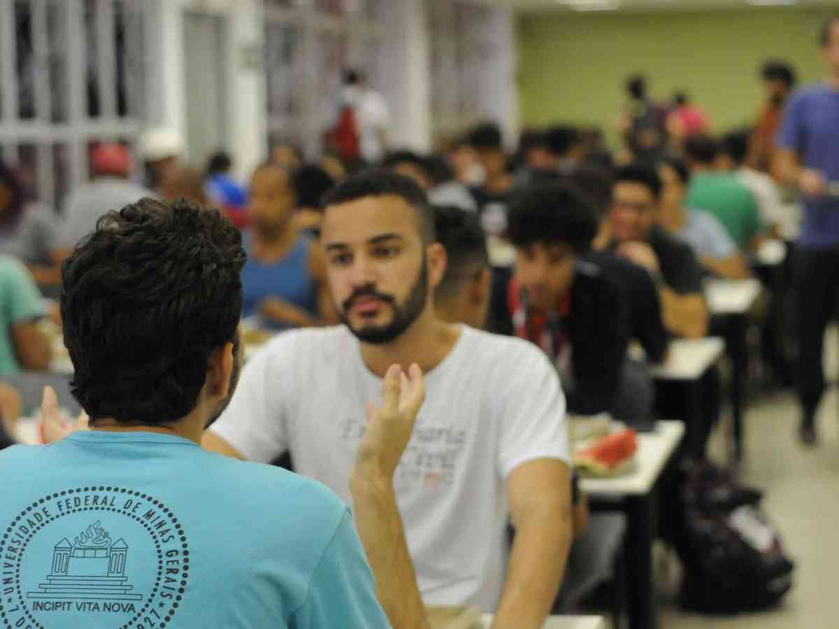 Bandejão da Faculdade de Direito da UFMG reabre nesta terça-feira