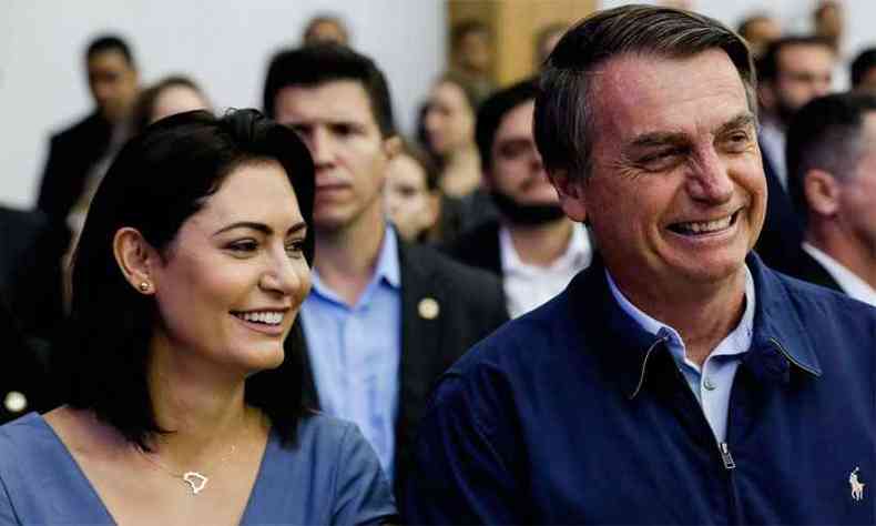 Presidente com a primeira dama Michele Bolsonaro: 