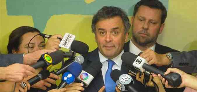 O presidente nacional do PSDB, Acio Neves, afirmou que est pronto para a disputa poltica que vir(foto: Jose Cruz/ABr)