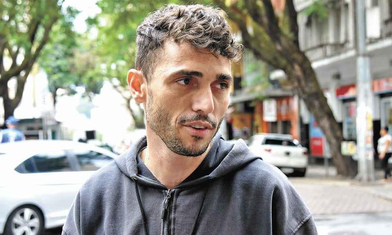 Henrique Silva, gerente de loja, que definiu at agora apenas o voto para presidente