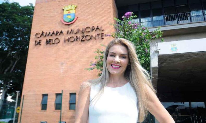 Flávia Borja elegeu como prioridade acabar com os %u201Cbanheiros unissex%u201D e o combate ao aborto (foto: Leandro Couri/EM/D.A Press %u2013 18/11/20) Flávia Borja
