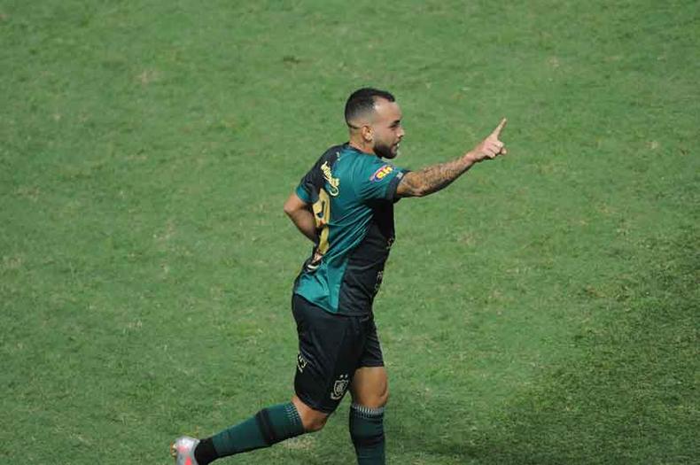 Para o atacante americano Rodolfo, time tem de manter ofensividade: %u201CVamos tentar jogar, marcar e sair forte para jogo%u201D(foto: ALEXANDRE GUZANSHE/EM/D.A PRESS %u2013 24/11/20) Para o atacante americano Rodolfo, time tem de manter ofensividade: %u201CVamos tentar jogar, marcar e sair forte para jogo%u201D(foto: ALEXANDRE GUZANSHE/EM/D.A PRESS %u2013 24/11/20)