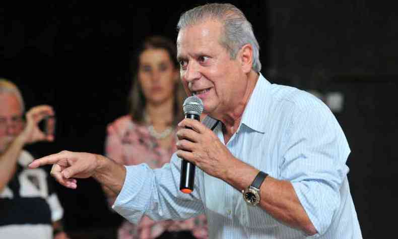 Ex-ministro da Casa Civil, Jos Dirceu confrontou planos de Bolsonaro e pediu anlise de oposio na esquerda(foto: Marcos Vieira/EM/D. A Press)