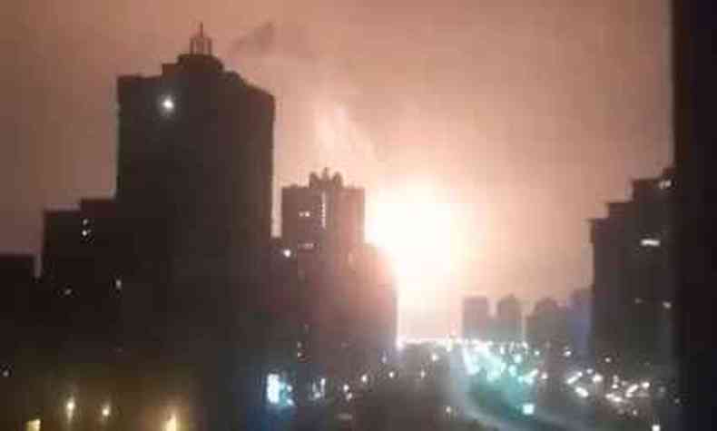 Duas fortes explosões foram ouvidas no Centro de Kiev