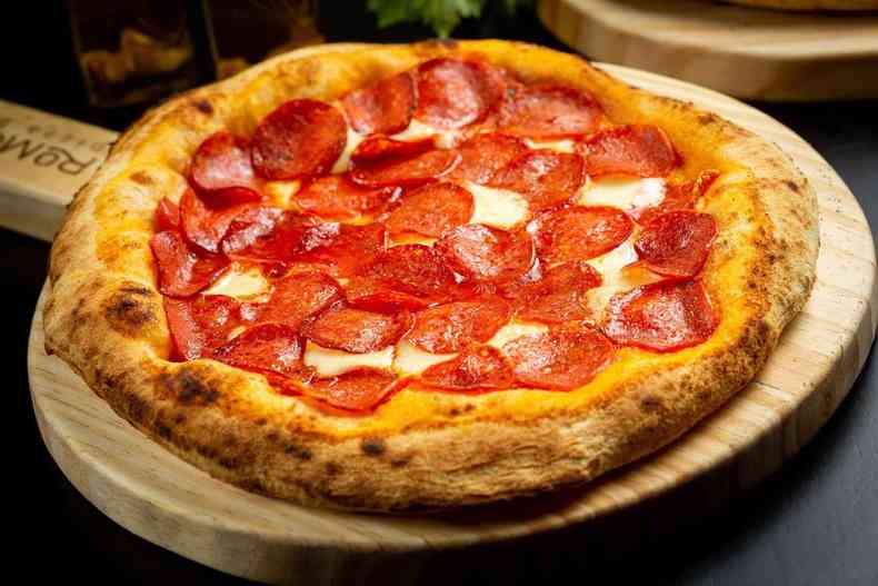 pizza pepperoni romeo pizza bar