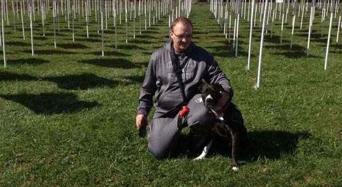 Terry McGlade foi salvo pelo c�o Major, que ligou v�rias vezes para o 911(foto: Reprodu��o Internet / www.facebook.com/terrance.mcglade)