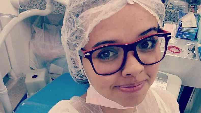 Marianna Rodrigues Martelo, de 27 anos, se formou em odontologia em dezembro de 2020, mas ainda no conseguiu emprego na rea(foto: Arquivo pessoal)