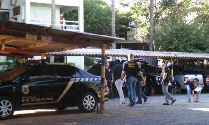 Policiais federais durante operao realizada no incio de junho: prefeitura vai sortear pacientes para exames(foto: Luiz Ribeiro/EM/DA Press)