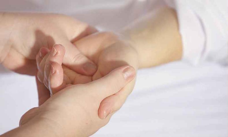 Em dez dos pacientes, alm da transferncia de nervos, tambm se transferiram tendes(foto: Pixabay/Divulgao)