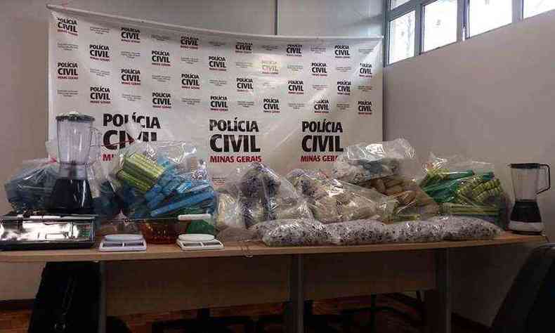 Materiais apreendidos durante a operao da Polcia Civil no Bairro Vera Cruz(foto: Reproduo/Polcia Civil)