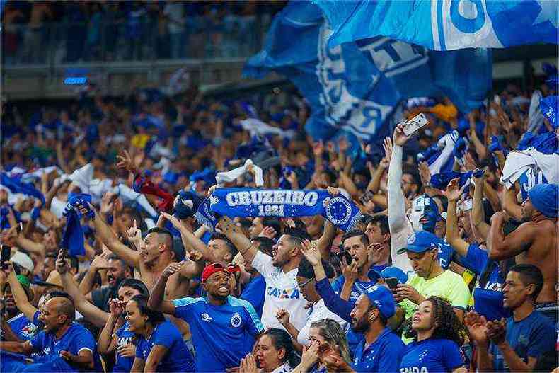 Torcida do Cruzeiro pode esperar pela recuperao do clube(foto: Vinnicius Silva/Cruzeiro)