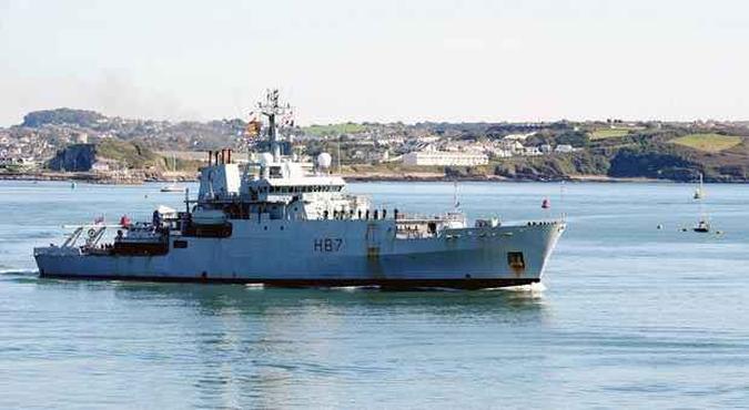 Inglaterra disponibiliza navio especializado em coleta de dados oceanográficos para auxiliar nas buscas pelo voo desaparecido(foto: Divulgação/Royal Navy) Inglaterra disponibiliza navio especializado em coleta de dados oceanográficos para auxiliar nas buscas pelo voo desaparecido(foto: Divulgação/Royal Navy)