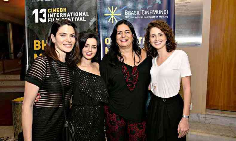 Maria Manoella, Jlia Stokler, Raquel Hallak e Carol Duarte no 13 Cine BH(foto: Leo Lara/Divulgao)