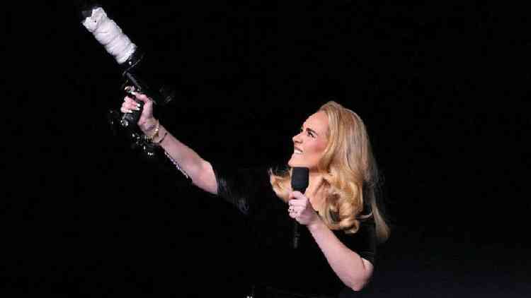 Adele durante show