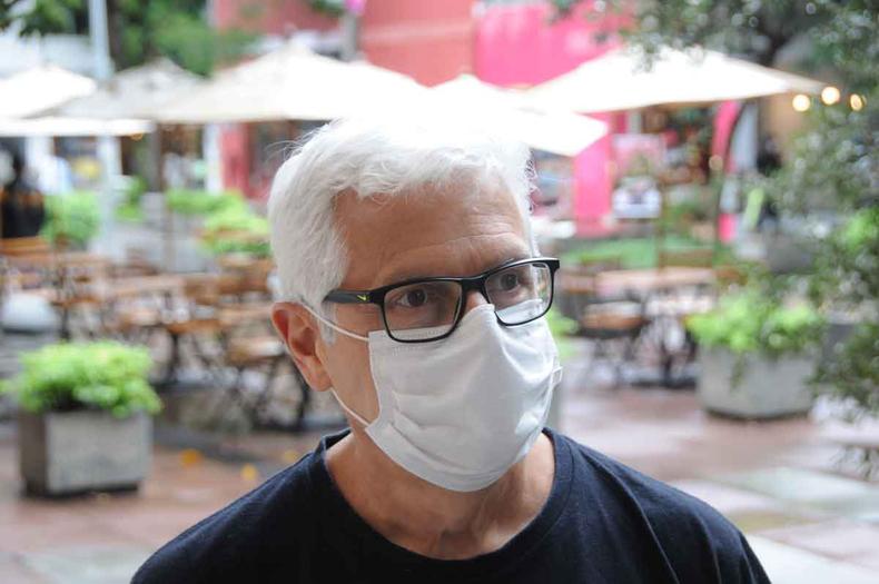 Morador de Ipatinga, no Vale do Ao, Luiz Braun  casado