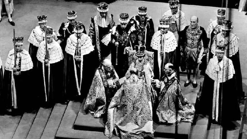 A coroao da rainha Elizabeth 2, em junho de 1953